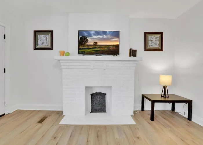 Housepitality- The 614 Peaceful Escape - Old Town Columbus